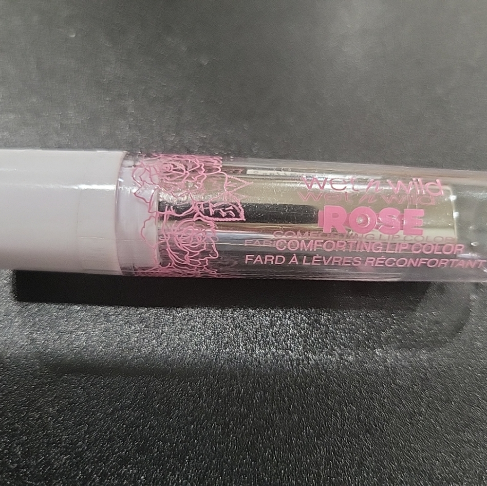 wet n wild Rose Comforting Lipstick